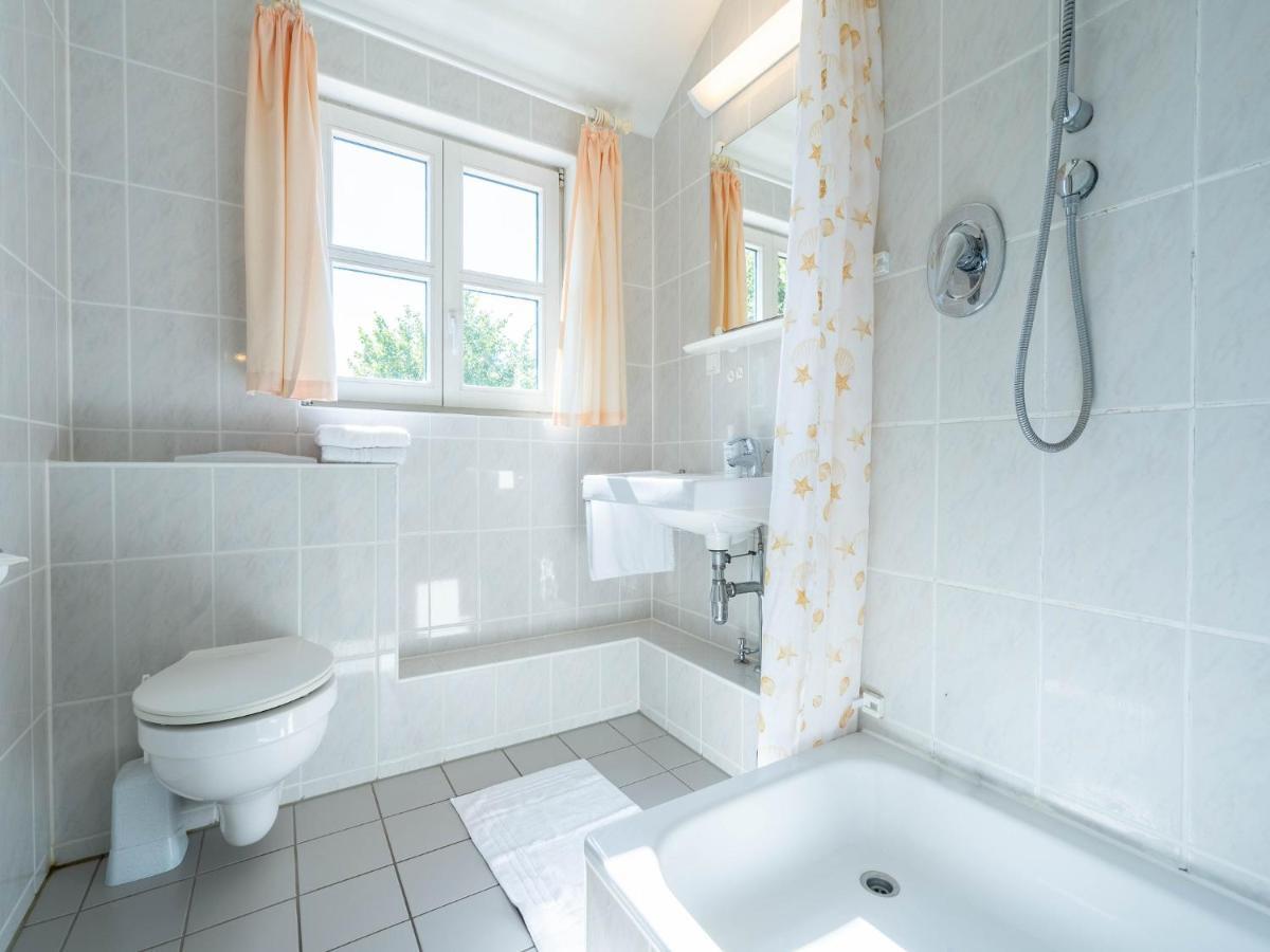Feriendorf Rugana - Budget Appartement Mit 1 Schlafzimmer A39 Dranske Exteriör bild